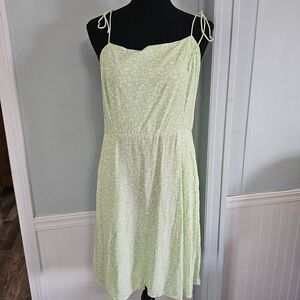 Elegant Light Green Spaghetti Strap Dress